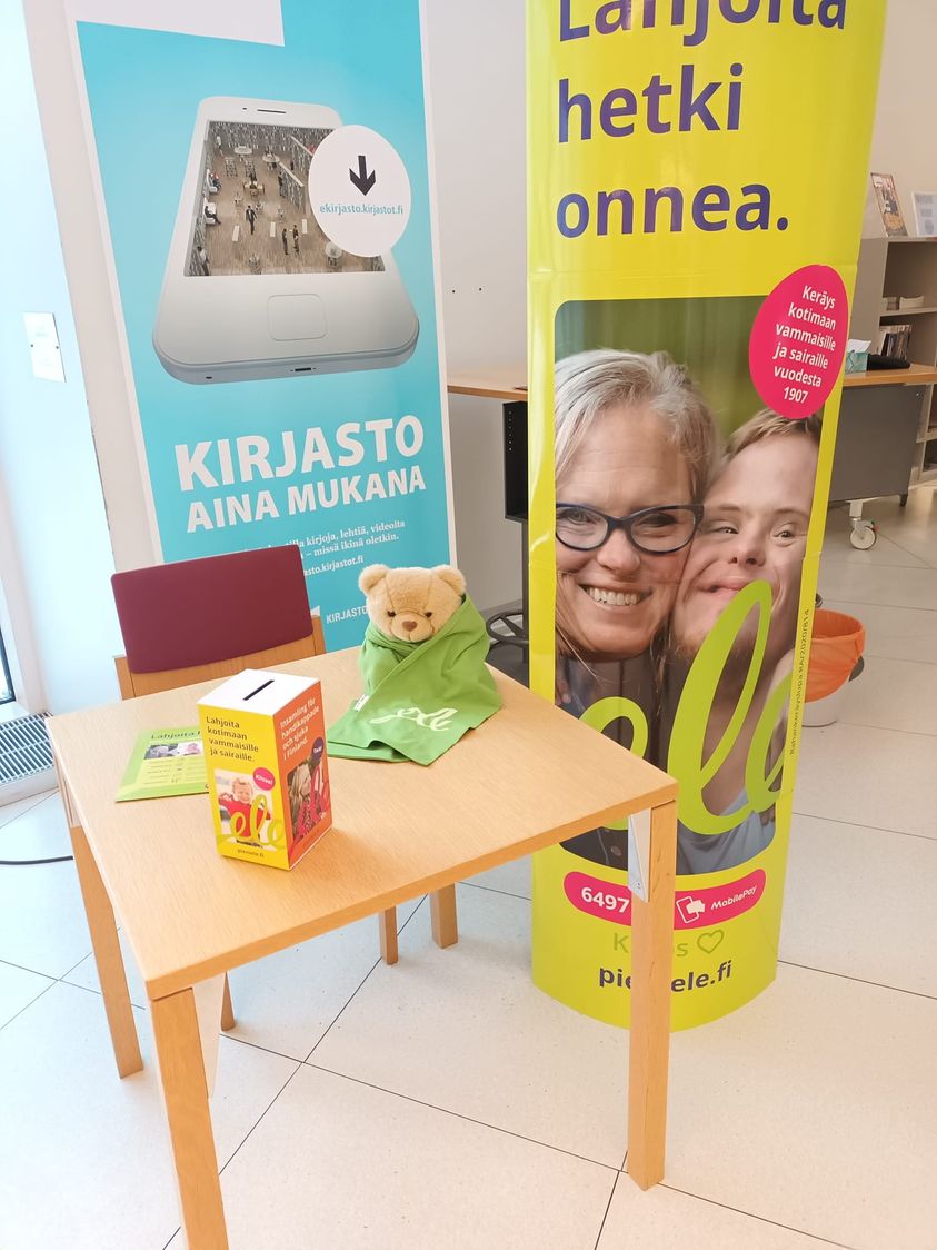 Lipaskeräys eduskuntavaalien äänestyspaikoilla 2023